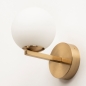 Foto 74691-5: Art deco wandlamp in messing met witte bol van glas, ook voor in de badkamer