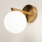Foto 74691-7: Art deco wandlamp in messing met witte bol van glas, ook voor in de badkamer
