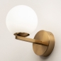 Foto 74691-9: Art deco wandlamp in messing met witte bol van glas, ook voor in de badkamer