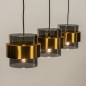 Foto 74708-4: Hanglamp met drie kokers van rookglas en gouden ringen