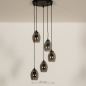 Foto 74724-1: Ronde hanglamp in het zwart met vijf rookglazen die trapsgewijs hangen