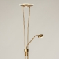 Foto 74733-3 schuinaanzicht: Led uplighter met leeslamp in het goud/messing en is dimbaar