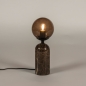 Foto 74815-2 vooraanzicht: Tafellamp met hoge voet van bruin marmer en bol van bruin glas