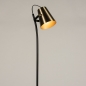 Foto 74816-4 schuinaanzicht: Zwarte vloerlamp met messing/goud kap in minimalistisch design