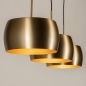 Foto 74831-4 niet_in_feed: Grote gouden hanglamp met drie kappen van metaal in messing/goud