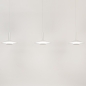 Foto 74900-6 vooraanzicht: Witte hanglamp van metaal voor boven de eettafel, geeft indirect licht 
