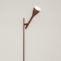 Foto 74972-5 schuinaanzicht: Bruinrode vloerlamp van metaal met GU10 fitting en zwart snoer 
