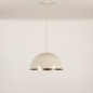 Foto 75050-10: Grote beige hanglamp in halve bol met gouden binnenkant 
