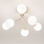 Foto 75102-4 onderaanzicht: Beige plafondlamp met zes witte bollen van glas in Scandinavische stijl