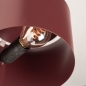 Foto 75112-5: Bordeauxrote Tischlampe aus Metall in stilvollem Design mit Bügeleisenkabel