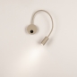 Foto 75124-4: Beige LED-Wandleuchte mit flexiblem Arm und Schalter auf der Wandplatte