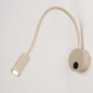 Foto 75124-5: Beige LED-Wandleuchte mit flexiblem Arm und Schalter auf der Wandplatte