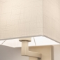 Foto 75125-13 detailfoto: Beige wandlamp met witte kap en LED-leeslamp