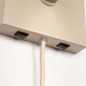 Foto 75131-5 detailfoto: Beige bedlamp met led leeslamp en twee schakelaars op wandplaat