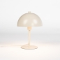 Foto 75139-4 vooraanzicht: Kleine tafellamp in beige Mushroom 