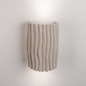 Foto 75163-7 niet_in_feed: Beige Resin Wandlamp met Organische Vormen – Verlichting naar Boven en Beneden