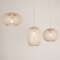 Foto 75209-5 niet_in_feed: Beige hanglamp met drie open kappen aan rechte balk