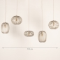 Foto 75210-1 maatindicatie: Beige hanglamp met vijf open kappen aan rechte balk