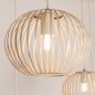 Foto 75210-14 niet_in_feed: Beige hanglamp met vijf open kappen aan rechte balk