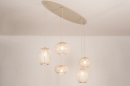Foto 75210-19 niet_in_feed: Beige hanglamp met vijf open kappen aan rechte balk