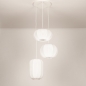 Foto 75239-8 sfeerfoto_uit: Hanglamp in japandi stijl met drie lampionnen van witte stof