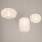 Foto 75240-10: Witte hanglamp met drie lampion kappen in verschillende vormen E27