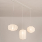 Foto 75240-2 sfeerfoto: Witte hanglamp met drie lampion kappen in verschillende vormen E27