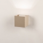 Foto 75279-6: Taupe wandlamp vierkant met verstelbare lichtbundels