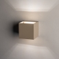 Foto 75280-3: Beige Wandleuchte mit verstellbaren Lichtbündeln