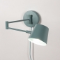 Foto 75326-2: Grün-blaue Wandleuchte mit verstellbarem Gelenkarm, GU10-Fassung sowie Kabel und Stecker