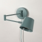 Foto 75326-3: Grün-blaue Wandleuchte mit verstellbarem Gelenkarm, GU10-Fassung sowie Kabel und Stecker