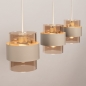 Foto 75521-5: Beige hanglamp voorzien van drie glazen kappen