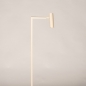 Foto 75824-7: Strakke beige vloerlamp met verstelbare spot