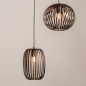 Foto 75862-6: Geborsteld koffiebruine hanglamp met drie open kappen in verschillende vormen