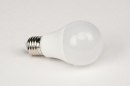Foto 828-1: OSRAM LED E27 lichtbron, met ingebouwde sensor. 