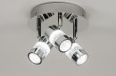 Foto 88216-2: Sfeervolle badkamerlamp voorzien van drie led spots.