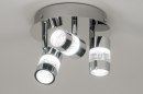 Foto 88216-3: Sfeervolle badkamerlamp voorzien van drie led spots.