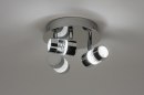 Foto 88216-4: Sfeervolle badkamerlamp voorzien van drie led spots.