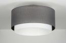 Foto 88529-7: Sfeervolle plafondlamp voorzien van een dubbele, stoffen, grijze kap.