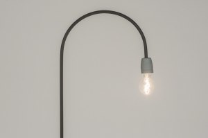 Stehleuchte 11476 Industrielook Design modern coole Lampen grob Metall schwarz matt