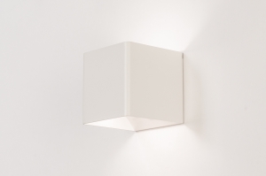 Wandleuchte 15661 modern Aluminium Metall weiss matt viereckig