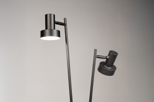 Stehleuchte 15776 modern Metall schwarz matt rund rechteckig