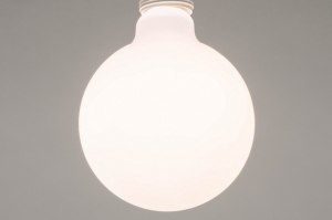 Type d ampoule 276 verre verre opale blanc blanc rond