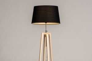 staande lamp 31127 landelijk modern eigentijds klassiek hout licht hout stof zwart naturel