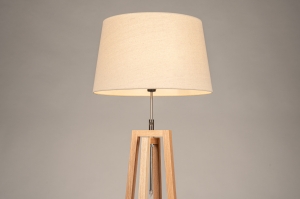 Stehleuchte 31479 laendlich modern zeitgemaess klassisch Holz Stoff Beige Holz rund