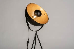 staande lamp 73204 industrieel modern stoere lampen messing geschuurd metaal zwart mat goud rond